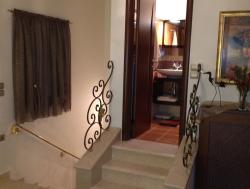 Μονοκατοικία και Κατάστημα - Σίνδος